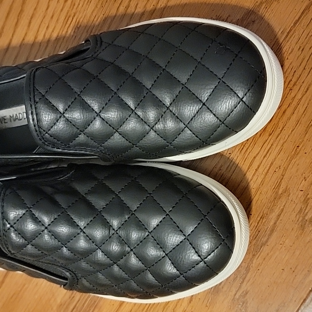 Steve Madden ECENTRCQ black slide on shoes - Picture 3 of 6
